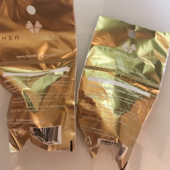 5/$25 SALE NEW Herminerals Two (2) Blending Sponge - Picture 5 of 5